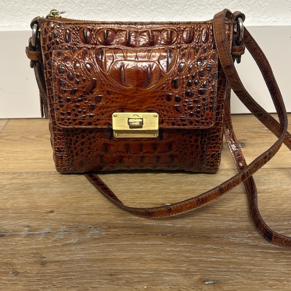 Brahmin Crossbody - Picture 1 of 14